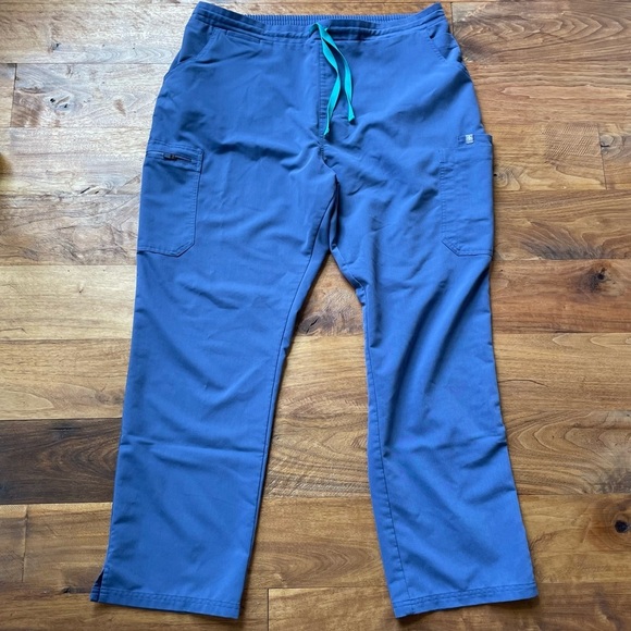 Figs Big Sky Blue Scrub Set Casma Three Pocket Top & Yola Skinny Pants Size XL - Picture 11 of 16